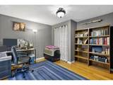 2088 Oak St - Photo 11