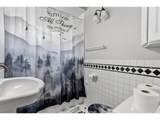 2088 Oak St - Photo 12