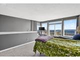 2088 Oak St - Photo 15