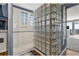2088 Oak St - Photo 17