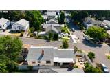 601 4TH St - Photo 32