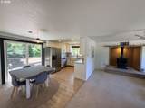 1060 Marion Ave - Photo 15