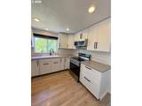 1060 Marion Ave - Photo 18