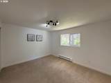 1060 Marion Ave - Photo 25
