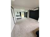 1060 Marion Ave - Photo 28