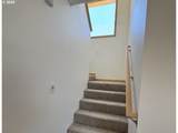 648 Oakwood Dr - Photo 9