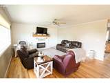 2305 16TH St - Photo 3
