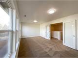 10989 Oneida St - Photo 17