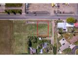 808 Roosevelt St - Photo 4