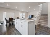 2743 V St - Photo 11