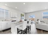 2743 V St - Photo 4
