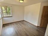 920 Bales Ave - Photo 11