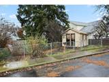 319 13TH St - Photo 2