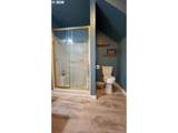 800 E St - Photo 16