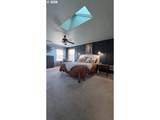 800 E St - Photo 19