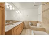 4460 Scholls Ferry Rd - Photo 16