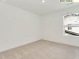 221 28TH St - Photo 21