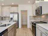 221 28TH St - Photo 4