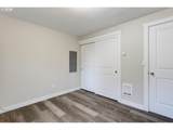 9705 Burton Rd - Photo 26