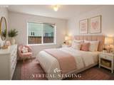 831 Greenwich Ave - Photo 27