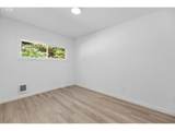 2102 Kelly Dr - Photo 20