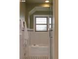 323 Cowls St - Photo 30