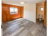 923 Harbor St - Photo 4