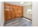 923 Harbor St - Photo 8
