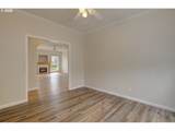 1615 Sisters Ct - Photo 11