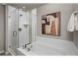 961 Skidmore St - Photo 21