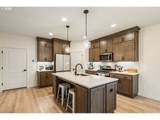 731 36TH St - Photo 10