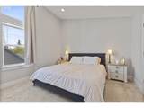 22415 Pine St - Photo 20