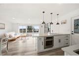 2102 Kelly Dr - Photo 2