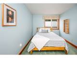 1055 Estate Dr - Photo 22