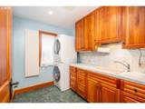 1055 Estate Dr - Photo 26