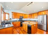 1055 Estate Dr - Photo 8