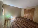 910 Naito Pkwy - Photo 11