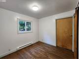 636 18TH St - Photo 20