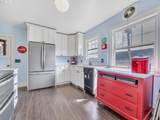 1078 Harrison Ave - Photo 15