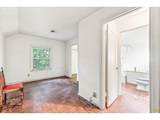 2113 Sumner St - Photo 22