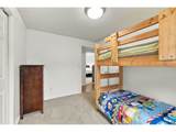 1050 Yew St - Photo 18
