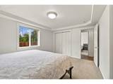 1050 Yew St - Photo 21