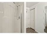 1050 Yew St - Photo 23