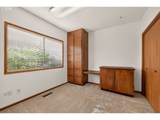 1180 Villard St - Photo 18