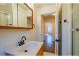 1140 Lewis St - Photo 25