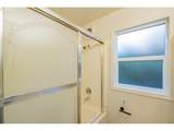 1140 Lewis St - Photo 26