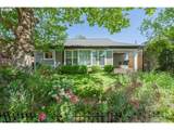 501 Broadway St - Photo 1