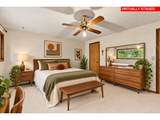 1090 13TH Ave - Photo 18