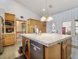 2319 Emerald Dr - Photo 10