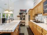 2319 Emerald Dr - Photo 11